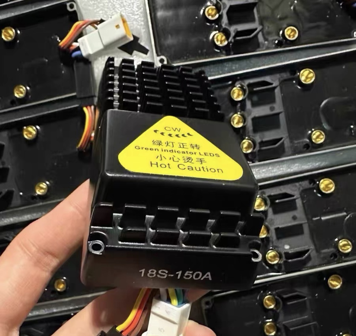 ตัวควบคุมความเร็วแบบไร้แปรงถ่า - Drone Battery High Voltage บทวิจารณ์และราคา